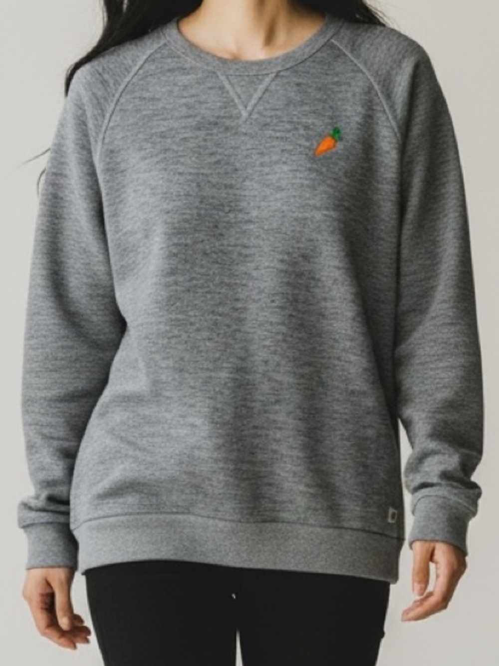 Marine Layer Heather fleece CrewNeck Sweatshirt with Carrot Embroidery Sz M